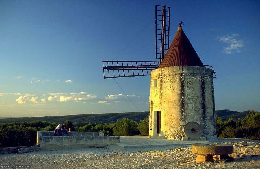 La Capucinette A L'Ombre Du Marronnier Villa Maussane-les-Alpilles Exterior photo